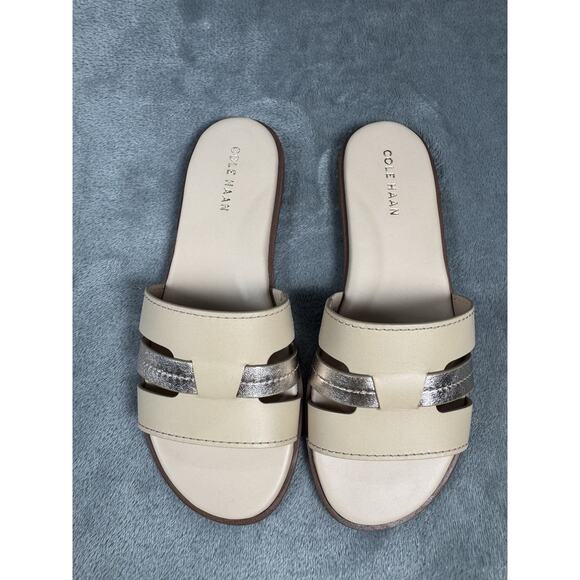 NEW! Cole Haan Flynn Slotted Slide Women's Sandal Nude & Metallic Leather 6.5 B - Picture 3 of 6